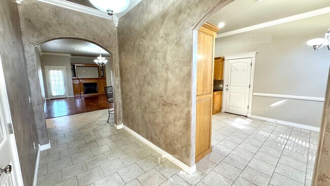 Foto del edificio - Spacious Stonegate Retreat with Home Office & Outdoor Living