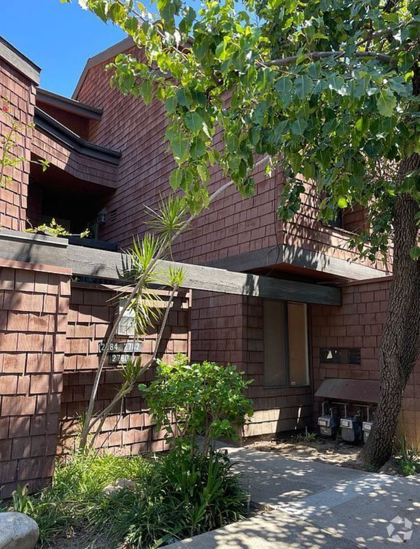 Building Photo - 2782 Pine Creek Cir
