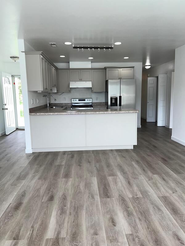 210 Noble St, Sumas, WA 98295 Condo for Rent in Sumas, WA