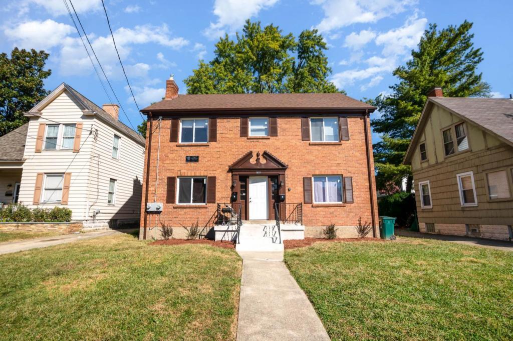 Primary Photo - 1410 Marlow Ave