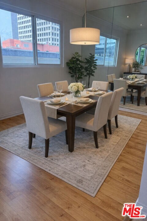 Foto del edificio - 1242 S Barrington Ave