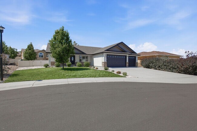Foto del edificio - 7407 Turnbull Ct