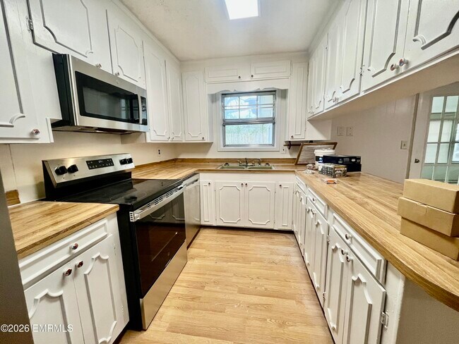 Foto del edificio - 8107 MS-493