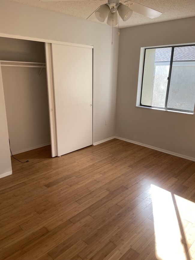 Building Photo - 107 Springwood Cir