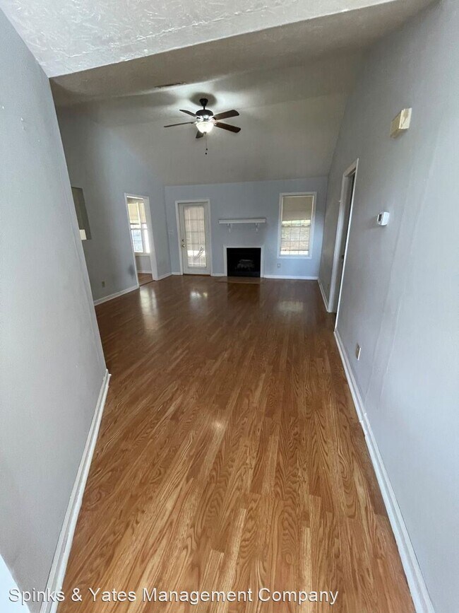 Building Photo - 3 br, 2 bath House - 445 Brookstone Dr
