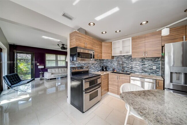 Foto del edificio - 1473 NW 10th St