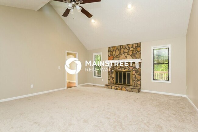 Foto del edificio - 4 Bedroom Pet-Friendly Home in Acworth, GA with Main Street Renewal