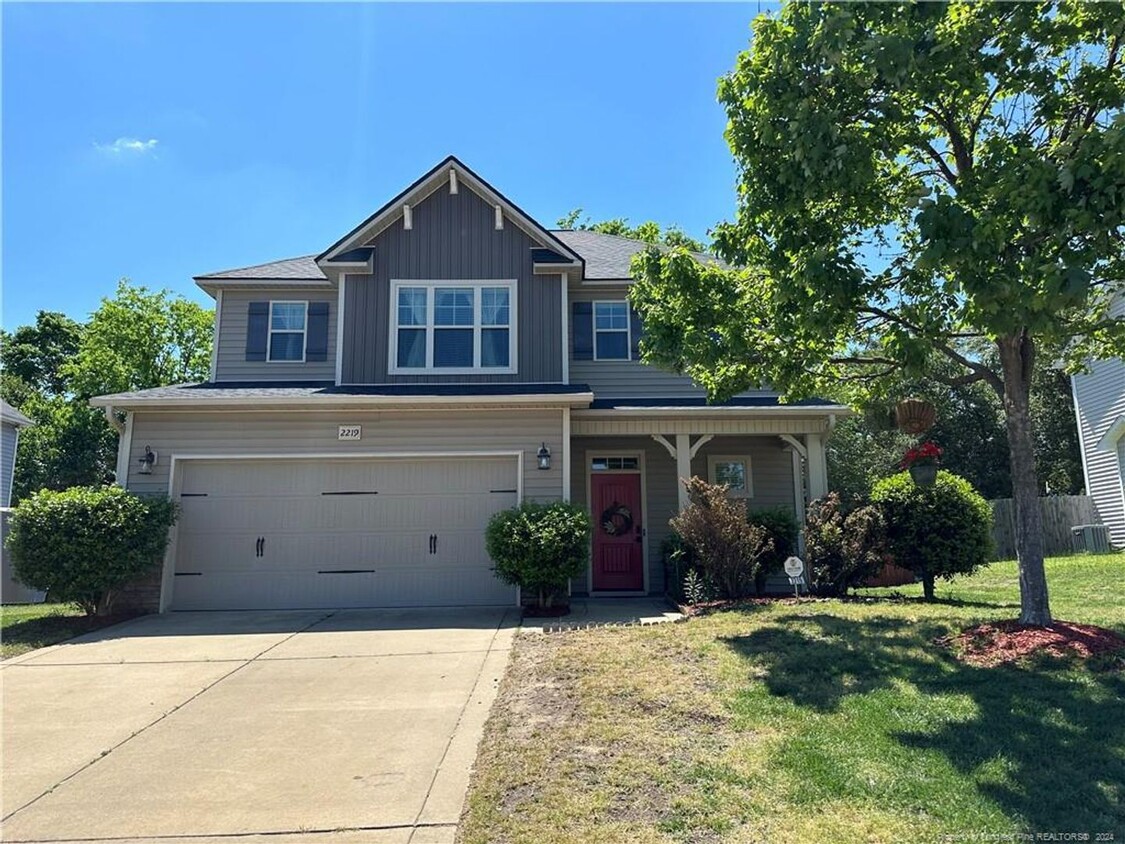 Primary Photo - Gorgeous 3 bedroom 2.5 bath home!
