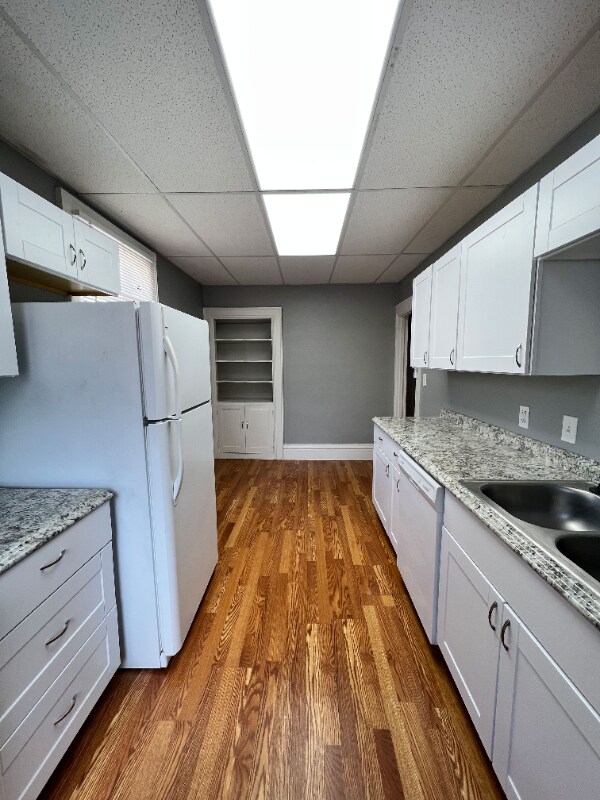Building Photo - 1427 9th Ave