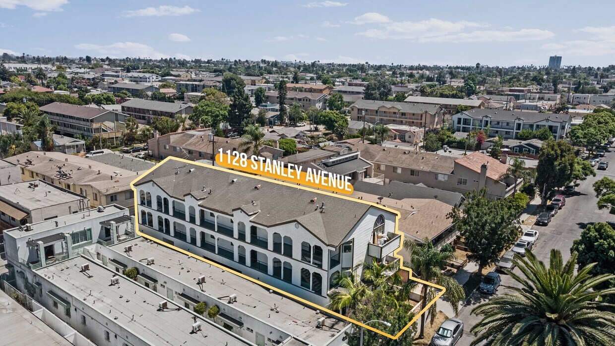 Foto del edificio - 1128 Stanley Ave