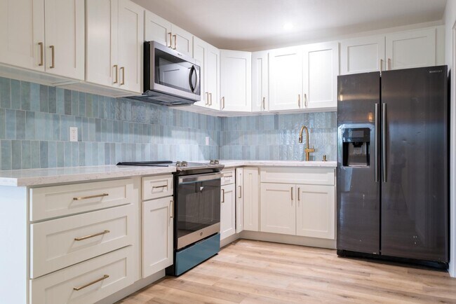Foto del edificio - 1508 Farrington St