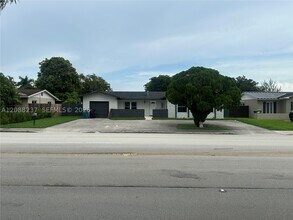 Building Photo - 11611 SW 122nd Ave