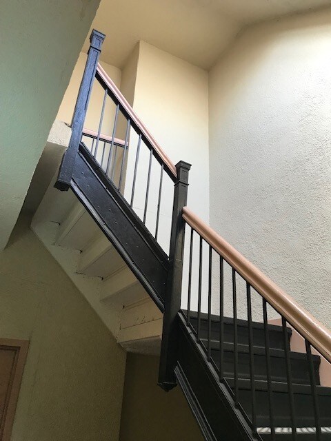 Foto del interior - 332 100th St