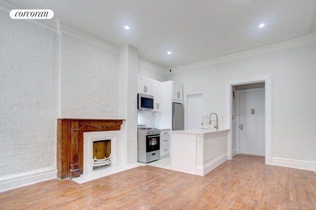 Foto del edificio - 130 W 73rd St