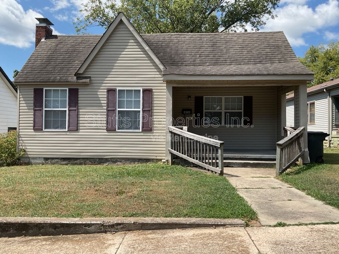 Primary Photo - 414 Plum St