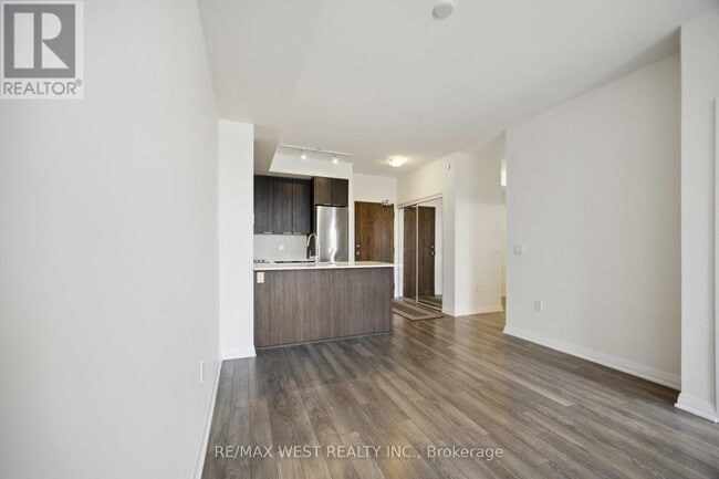 Building Photo - 99 Eagle Rock Way