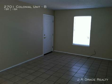 Building Photo - 2701 Colonial Ave