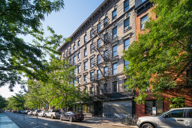 508 E 12th St New York, NY 10009-3812 - 508 East 12th Street