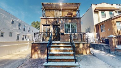 Building Photo - 138-15 82nd Dr
