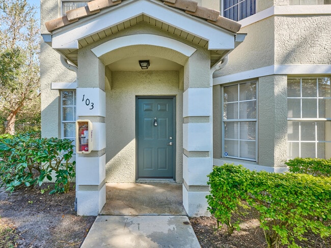 Building Photo - 108 SW Peacock Blvd