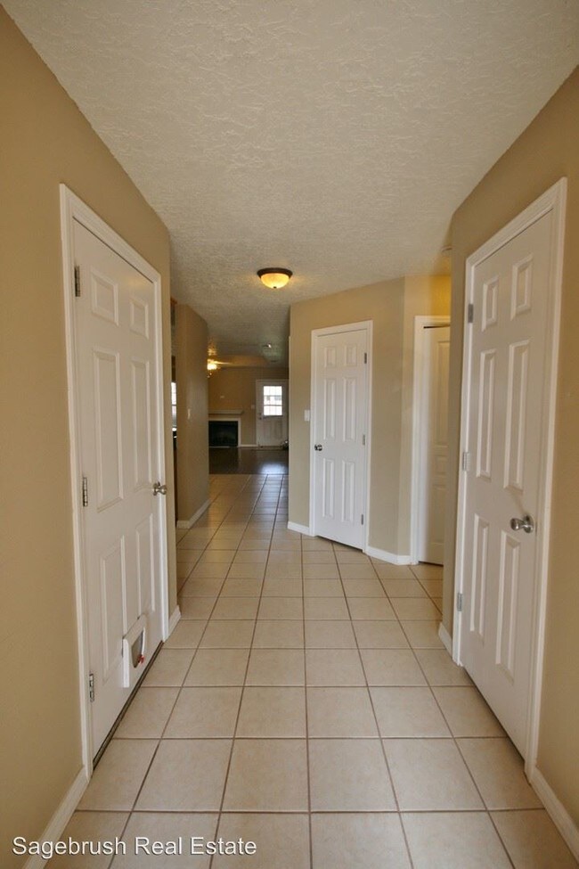 Building Photo - 112 Limestone