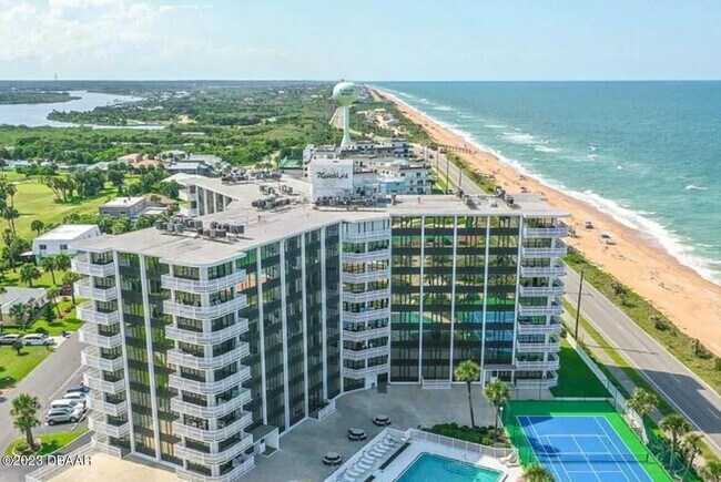 Foto del edificio - 3580 S Ocean Shore Blvd