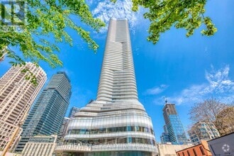 Building Photo - 11-1811 Wellesley St W