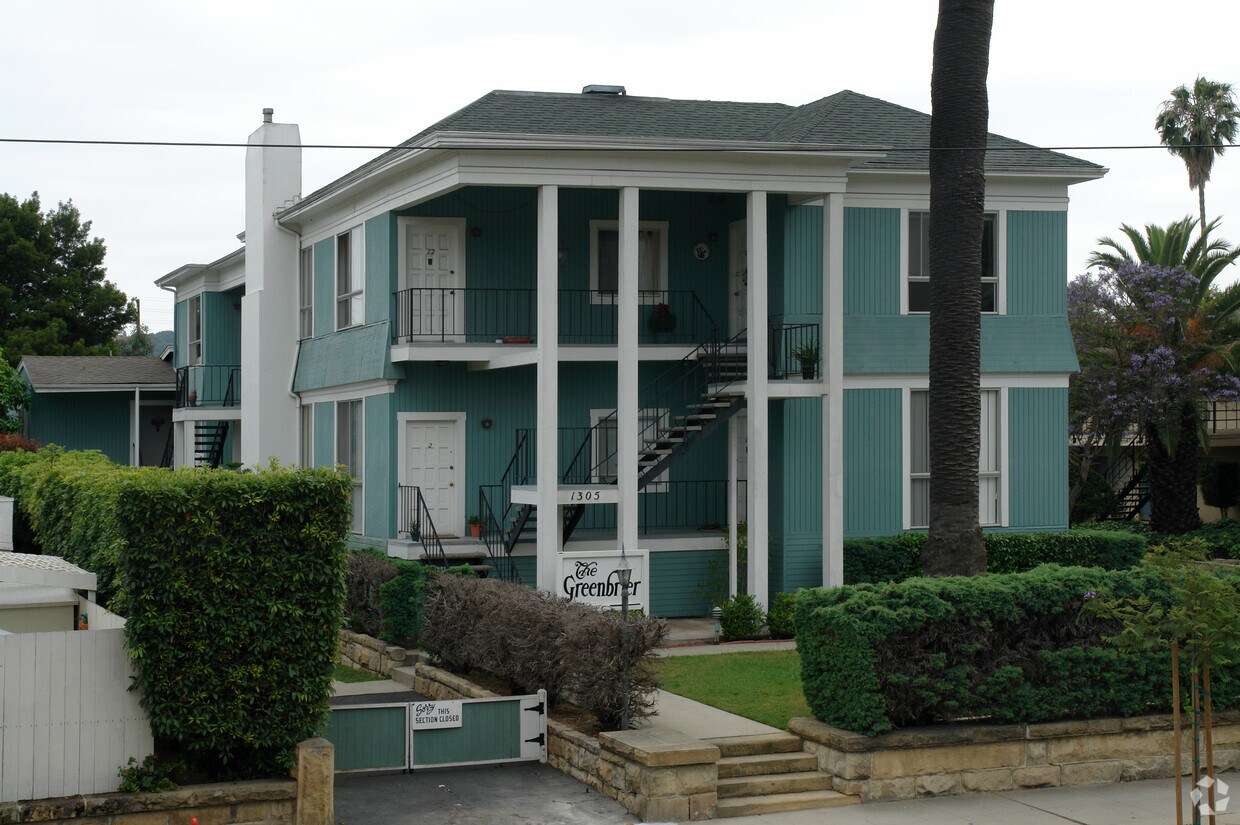 Foto principal - 1305 Bath St