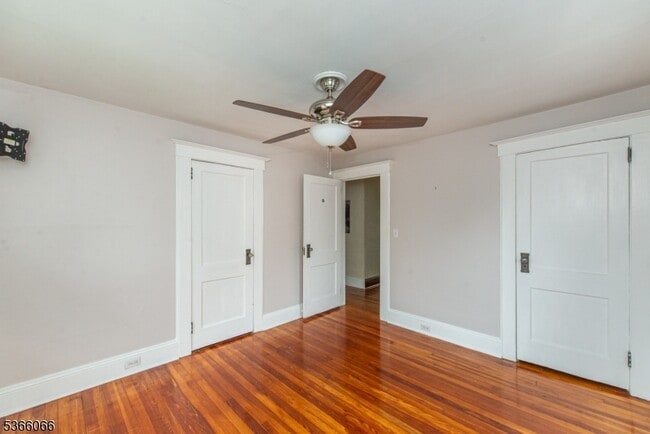Building Photo - 156 Cedar Ave
