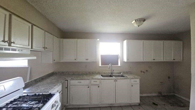 Building Photo - 1122 Havner Ln