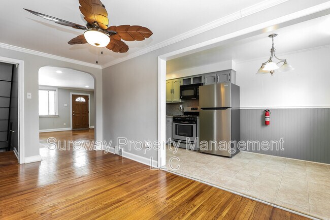 Foto del edificio - 259 W Wyncliffe Ave