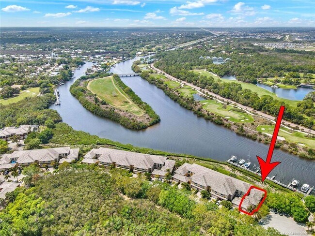 Foto del edificio - 2434 SW Island Creek Trail