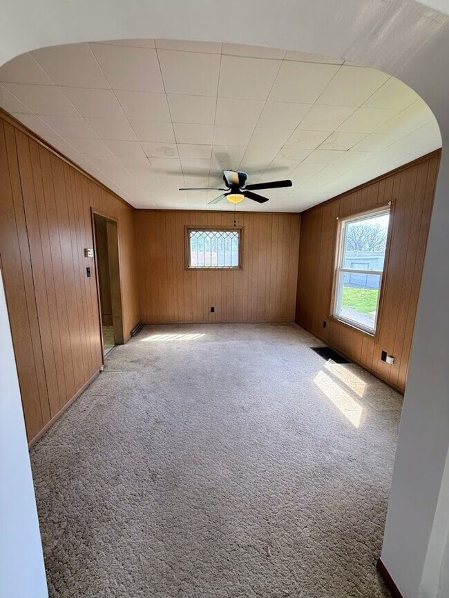 Foto del edificio - Two bedroom one bathroom home for rent