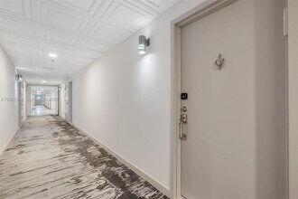 Building Photo - 9511 Collins Ave
