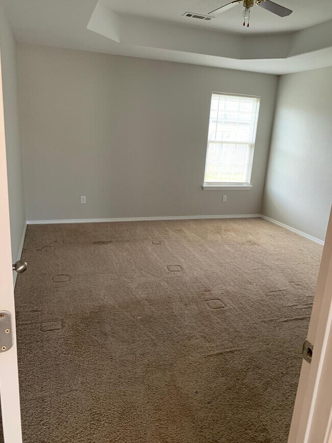 Master bedroom - 5402 SW Sahara St