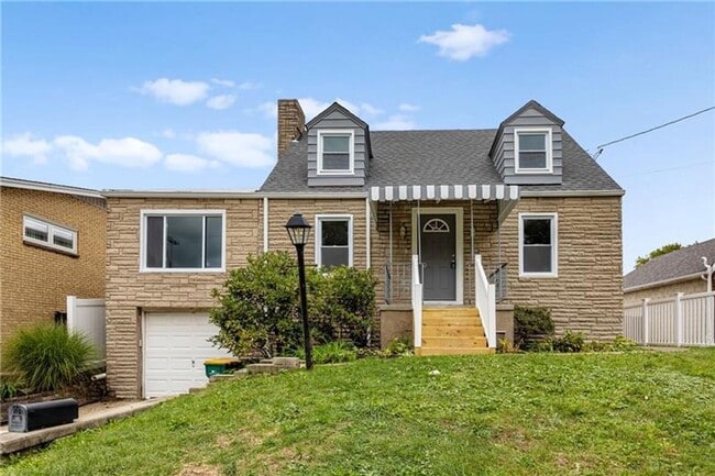Building Photo - North Hills Area Bungalow