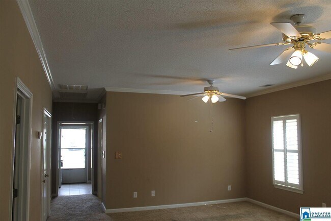 Building Photo - 158 Sugar Dr