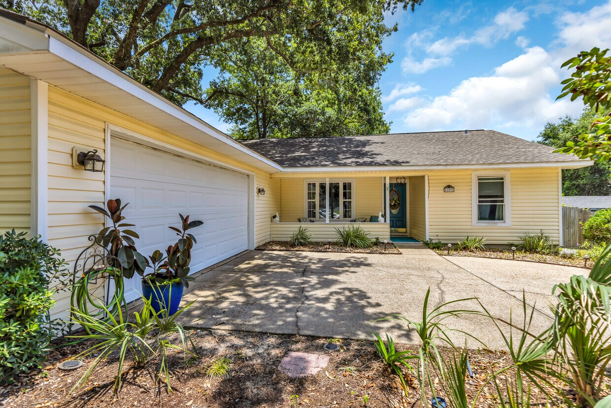 Foto principal - 109 Palm Ave
