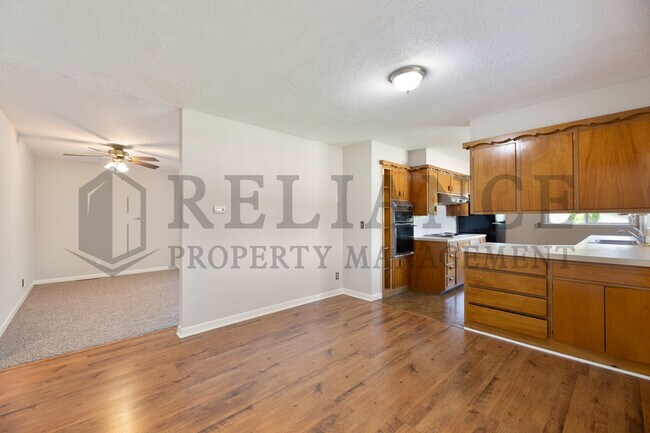 Building Photo - 8403 E Gilbert St