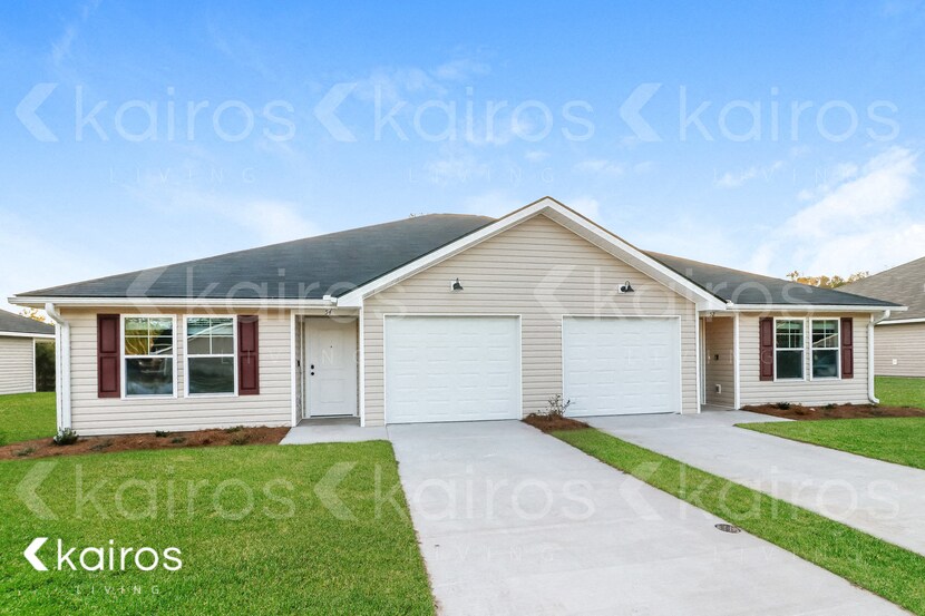 Primary Photo - 54 Cottage Grove Dr