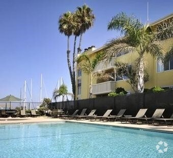 Primary Photo - 4260 Harbor Blvd