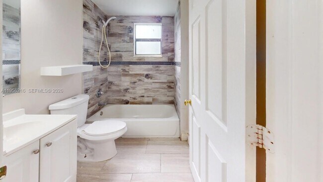 Foto del edificio - 3501 NW 114th Ln