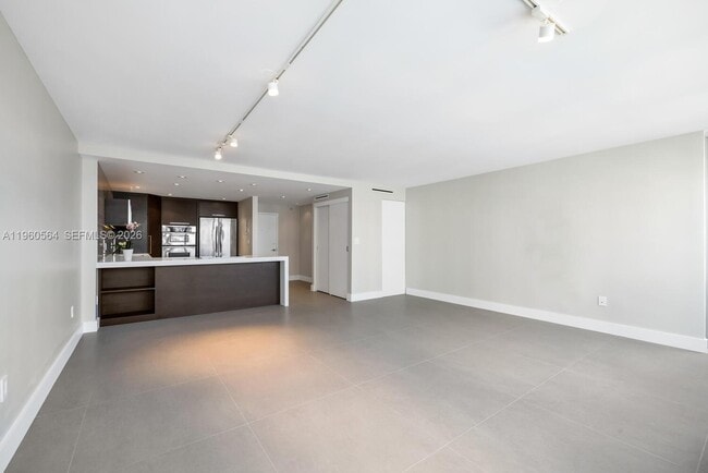 Foto del edificio - 11 Island Ave