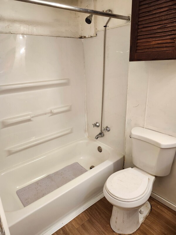 Foto del edificio - 784 Locust Ave