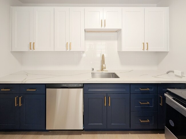 Building Photo - Franklin Eastlake