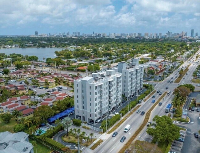 Foto del edificio - 1791 NE Miami Gardens Dr