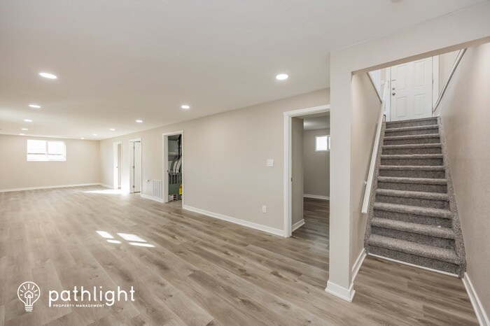 Primary Photo - 906 Arrawanna Street, Colorado Springs, CO...