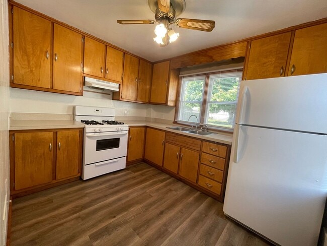 Foto del edificio - Beautiful 3 Bedroom Home on Goshen's West ...