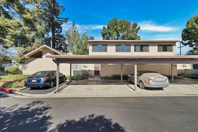 Building Photo - 720 Blair Ct