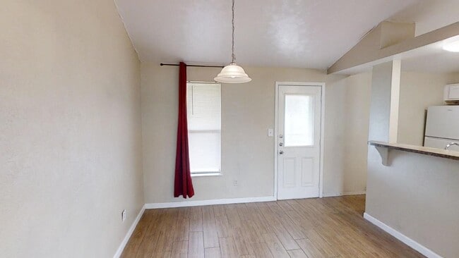 Building Photo - Charming 3 bedroom, 2 bath property in Copperas Cove